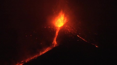 Bali volcano: Thousands evacuated - CNN