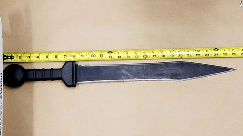 https://i2.cdn.cnn.com/cnnnext/dam/assets/170322213329-midtown-murder-knife-exlarge-169.jpg