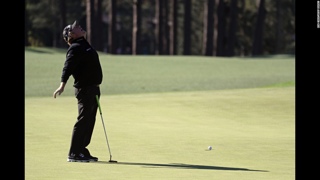 William McGirt reacts to a missed birdie putt on Friday.