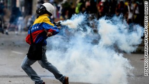 Why Venezuela is in crisis